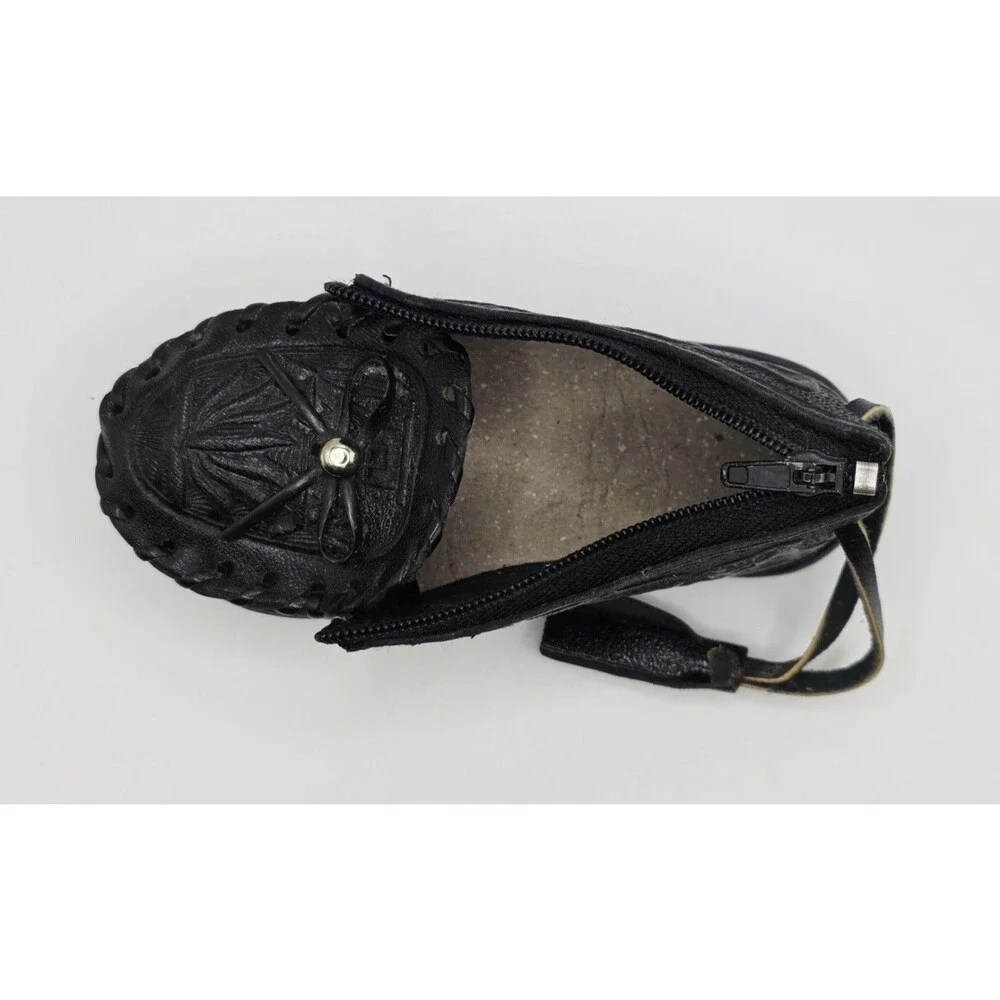 Vintage black leather shoe coin purse with zipper Horses Mexico